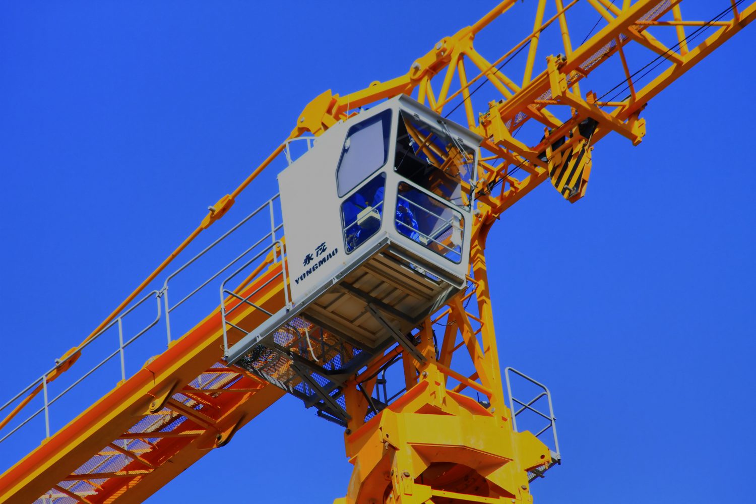 how-to-become-a-crane-operator-in-bc-folding-boom-crane-operator